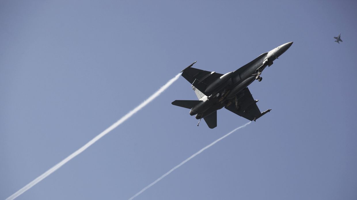Американские истребитель F-16