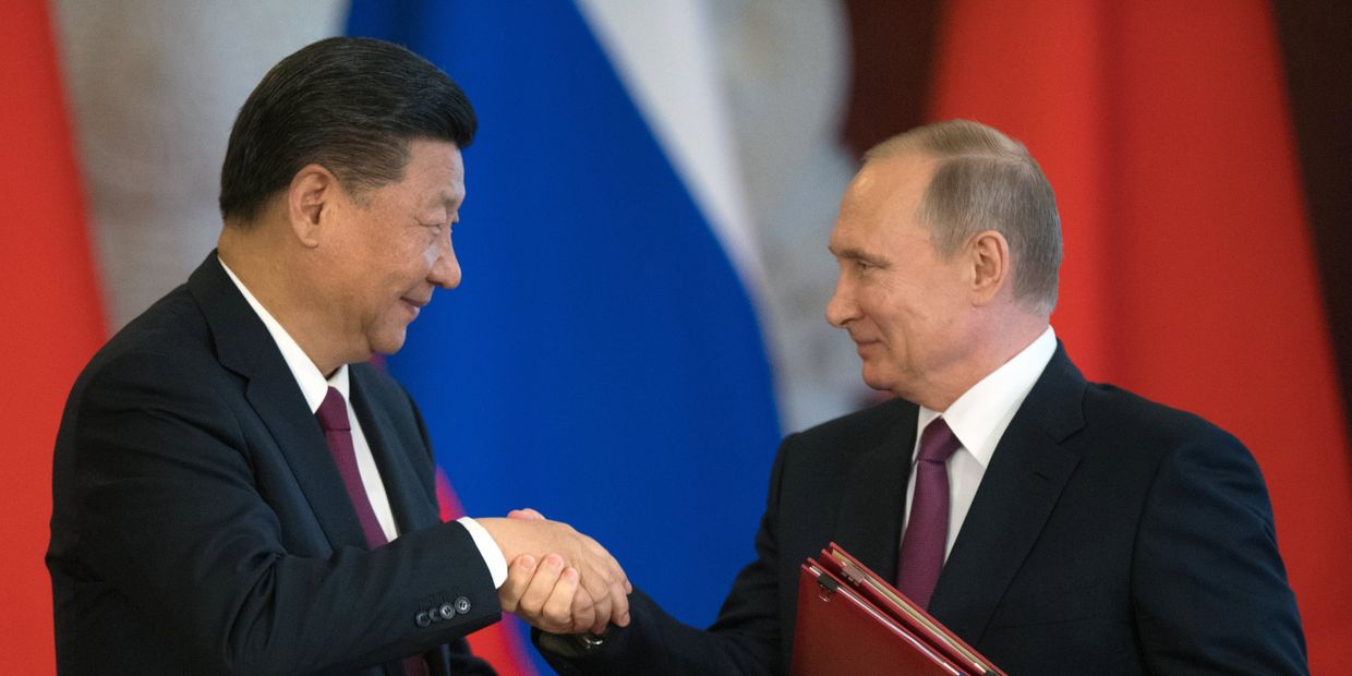 Президент РФ Владимир Путин и председатель Китайской Народной Республики (КНР) Си Цзиньпин
