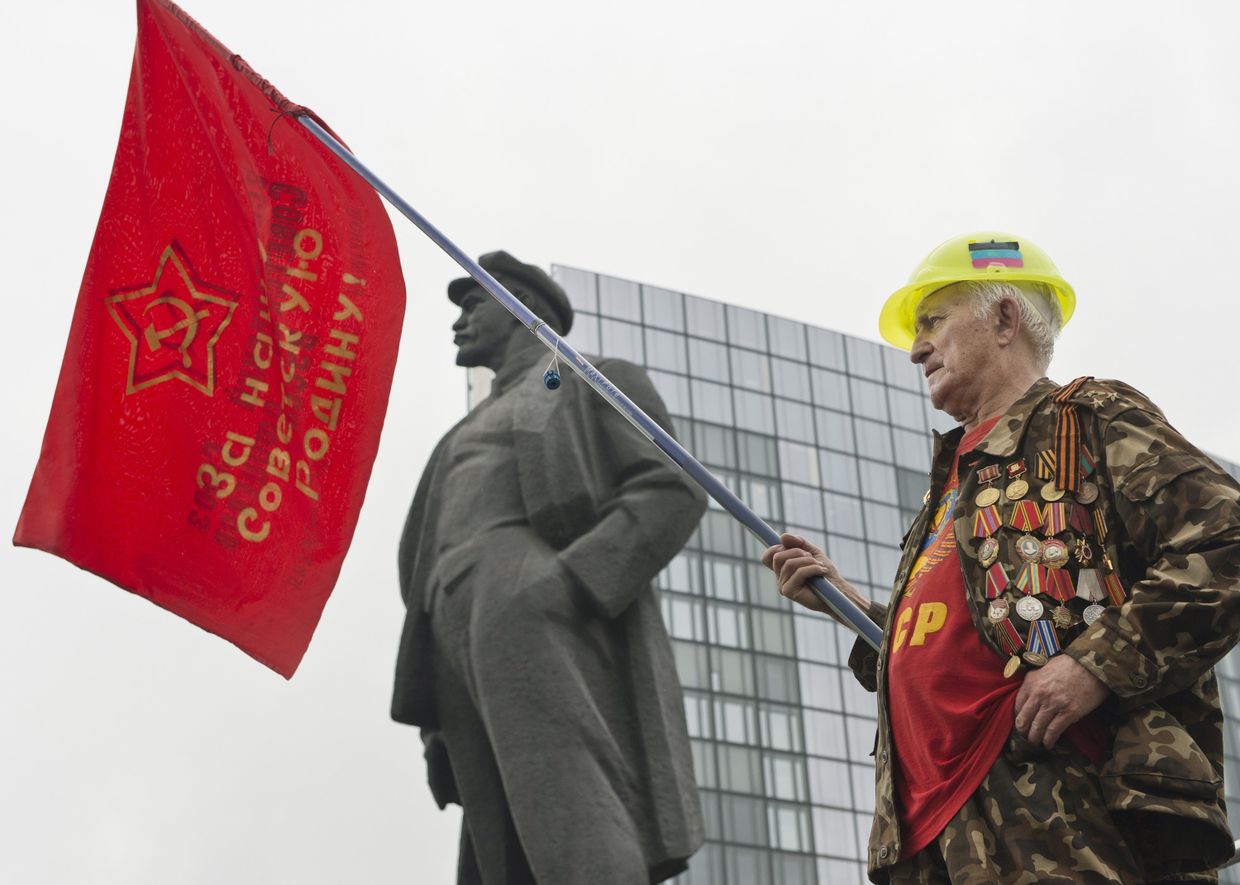 Митинг в поддержку «Донецкой Народной Республики» в Донецке