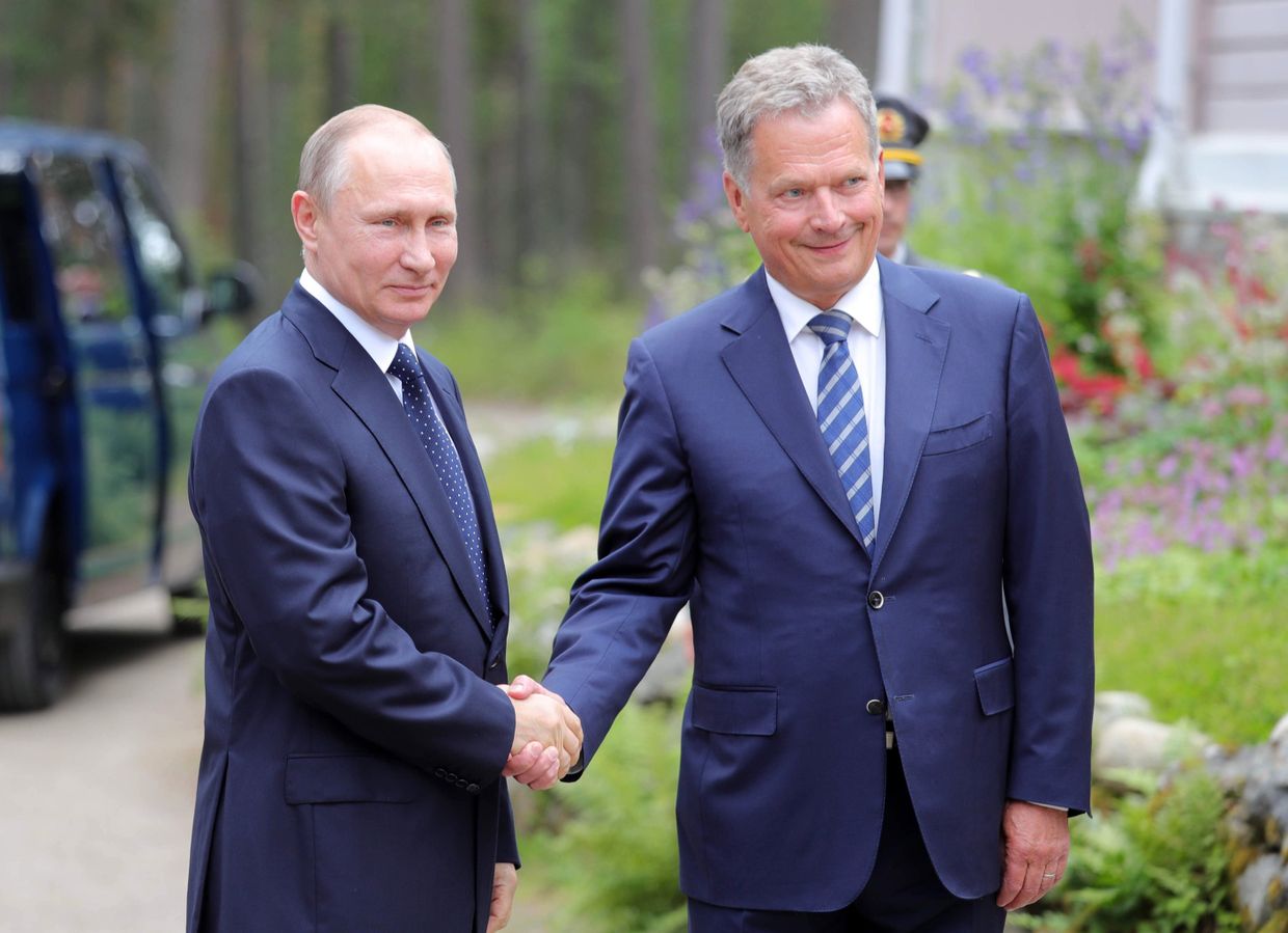 Президент РФ Владимир Путин и президент Финляндии Саули Ниинисте в Финляндии. 27 июля 2017