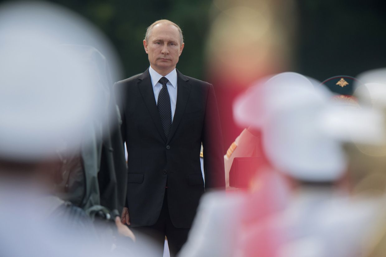 Президент РФ, верховный главнокомандующий Владимир Путин
