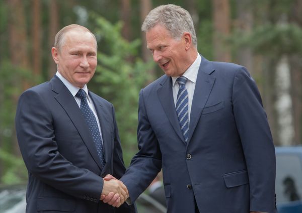 Президент РФ Владимир Путин и президент Финляндии Саули Ниинисте в Финляндии. 27 июля 2017