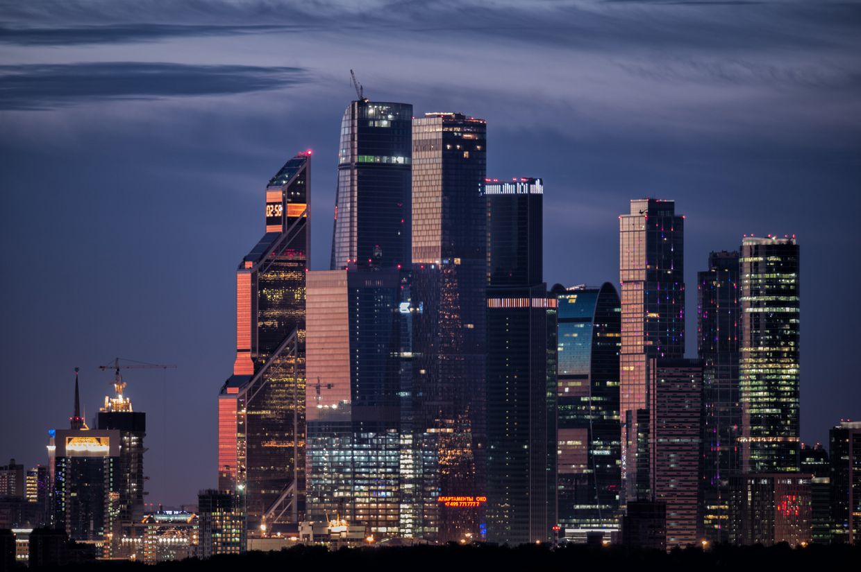 Рассвет в Москве