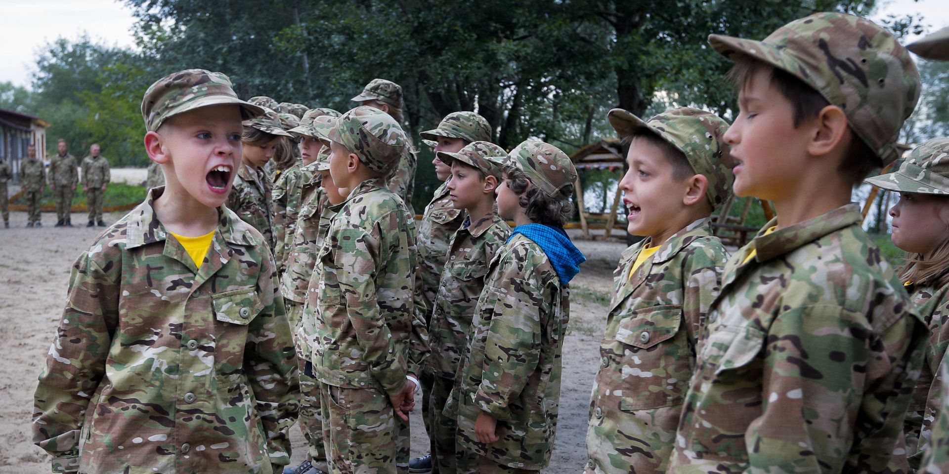 Дети в военизированном детском лагере на Украине - ИноСМИ, 1920, 29.08.2024