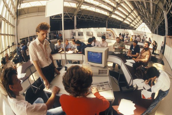 Во время торгов на Московской товарной бирже, 1991 год