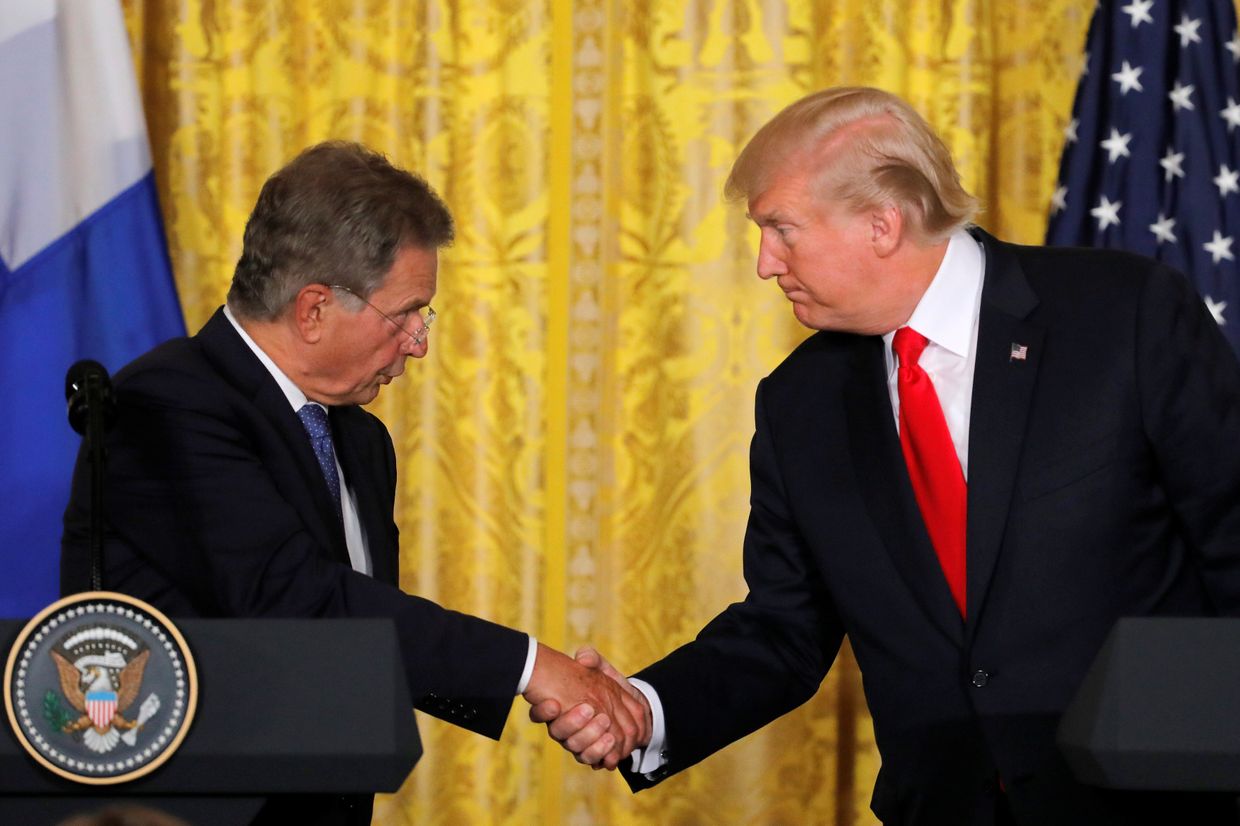 Президент США Дональд Трамп и президент Финляндии Саули Ниинистё на пресс-конференции в Белом доме