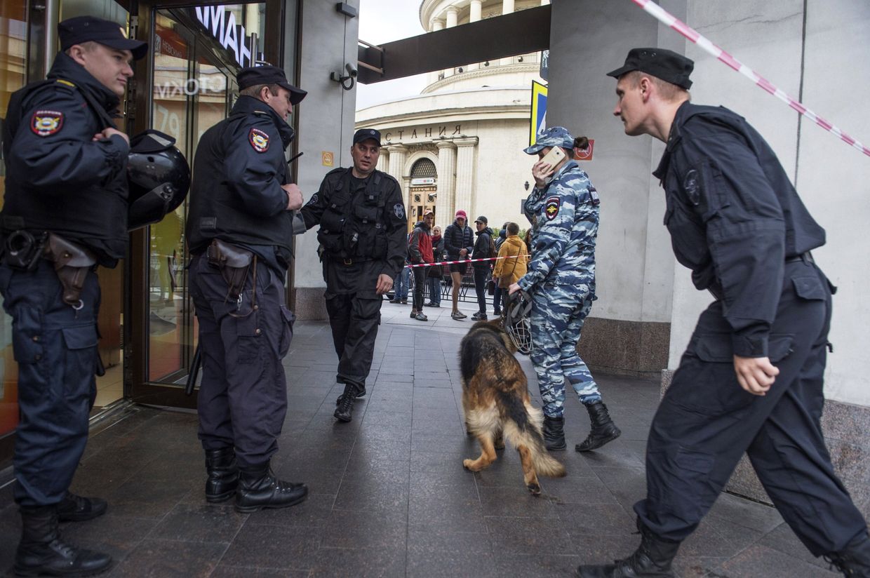 В Санкт-Петербурге проверяют информацию о минировании