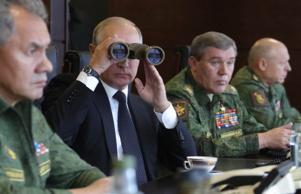 Рабочая поездка президента РФ В. Путина в Ленинградскую область
