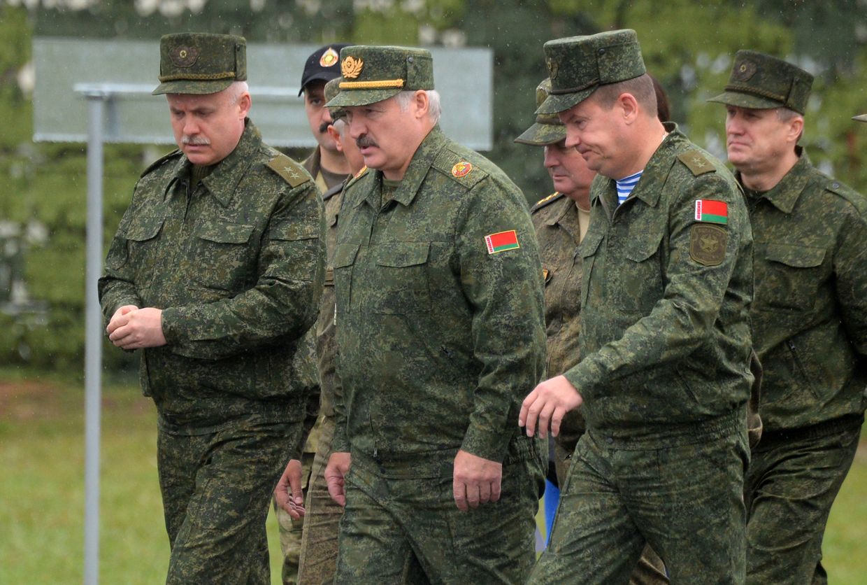 Президент Белоруссии Александр Лукашенко во время совместных стратегических учений вооруженных сил Республики Белоруссия и Российской Федерации Запад-2017. 20 сентября 2017