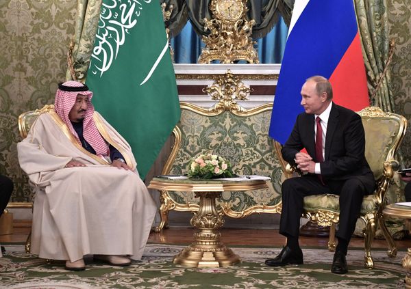 Переговоры президента РФ В. Путина с королем Саудовской Аравии С. Аль-Саудом Переговоры президента РФ В. Путина с королем Саудовской Аравии С. Аль-Саудом