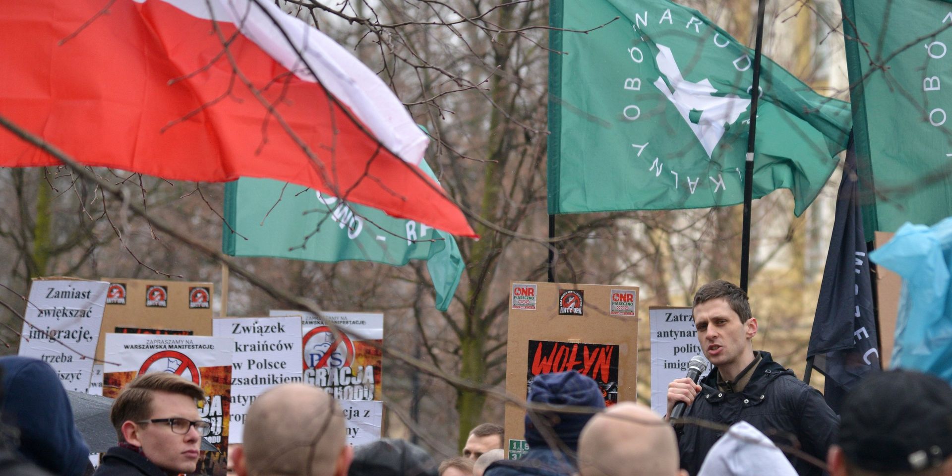 Участники митинга против возросшего числа украинских мигрантов в Варшаве. 18 марта 2017 года  - ИноСМИ, 1920, 22.11.2023