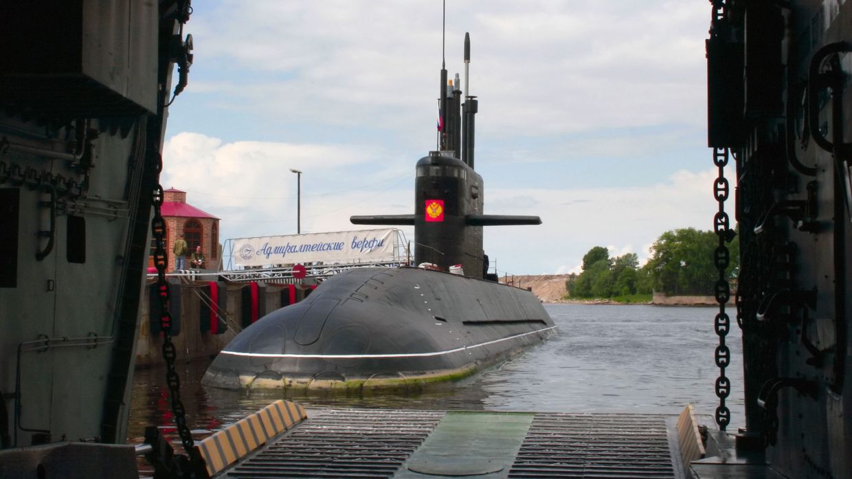 Дизельная подводная лодка Санкт-Петербург Дизельная подводная лодка Санкт-Петербург