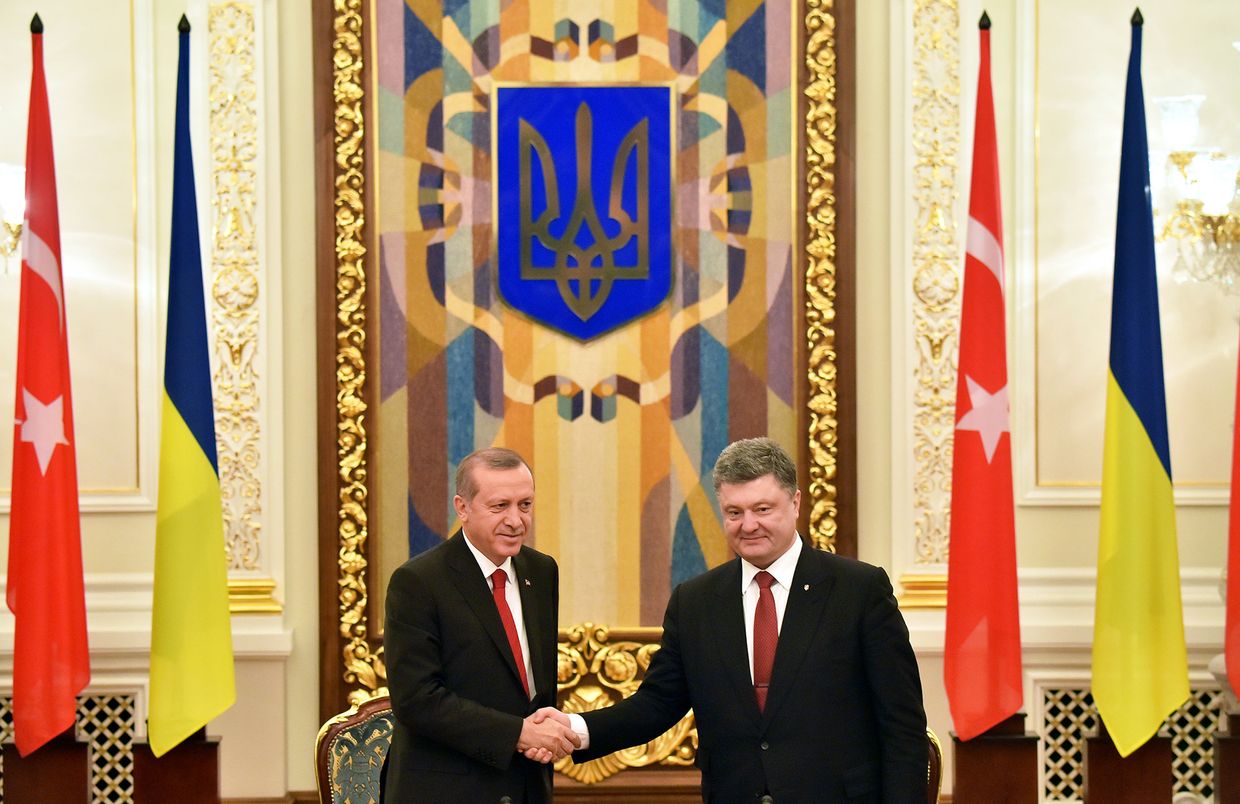 Президент Турции Реджеп Тайип Эрдоган и президент Украины Петр Порошенко во время встречи в Киеве Президент Турции Реджеп Тайип Эрдоган и президент Украины Петр Порошенко во время встречи в Киеве