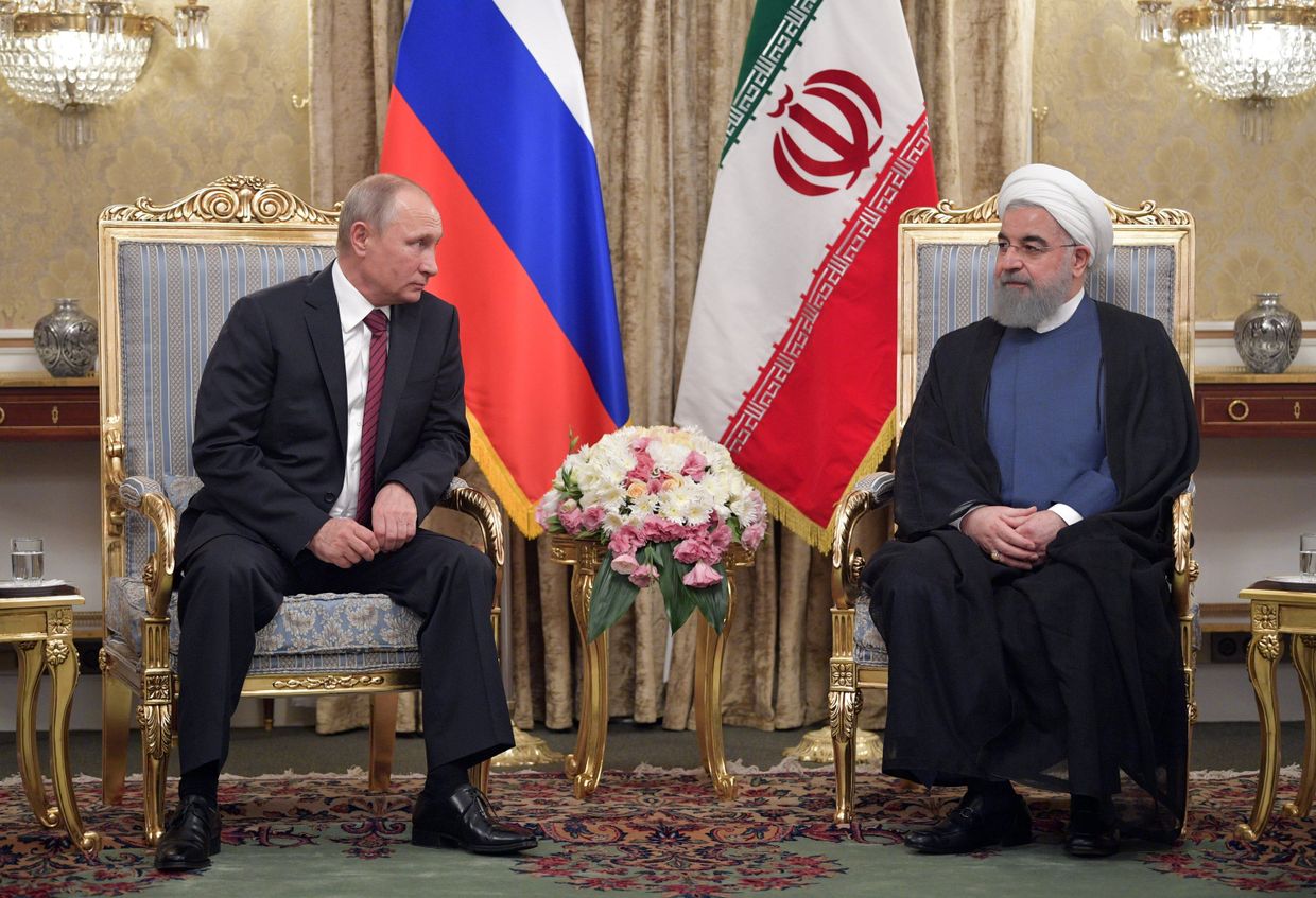 Президент РФ Владимир Путин и президент Ирана Хасан Рухани