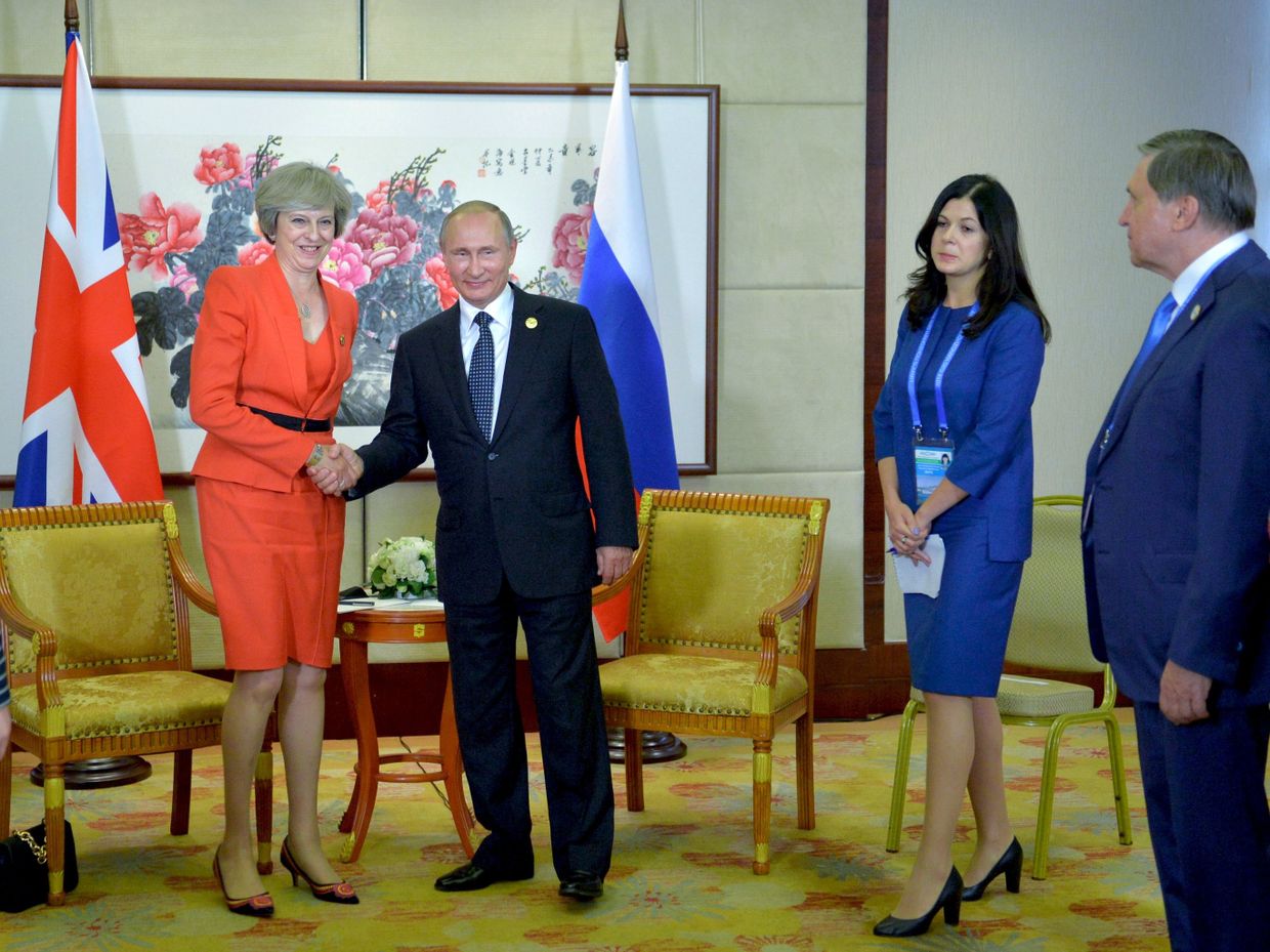 Президент РФ Владимир Путин и премьер-министр Великобритании Тереза Мэй