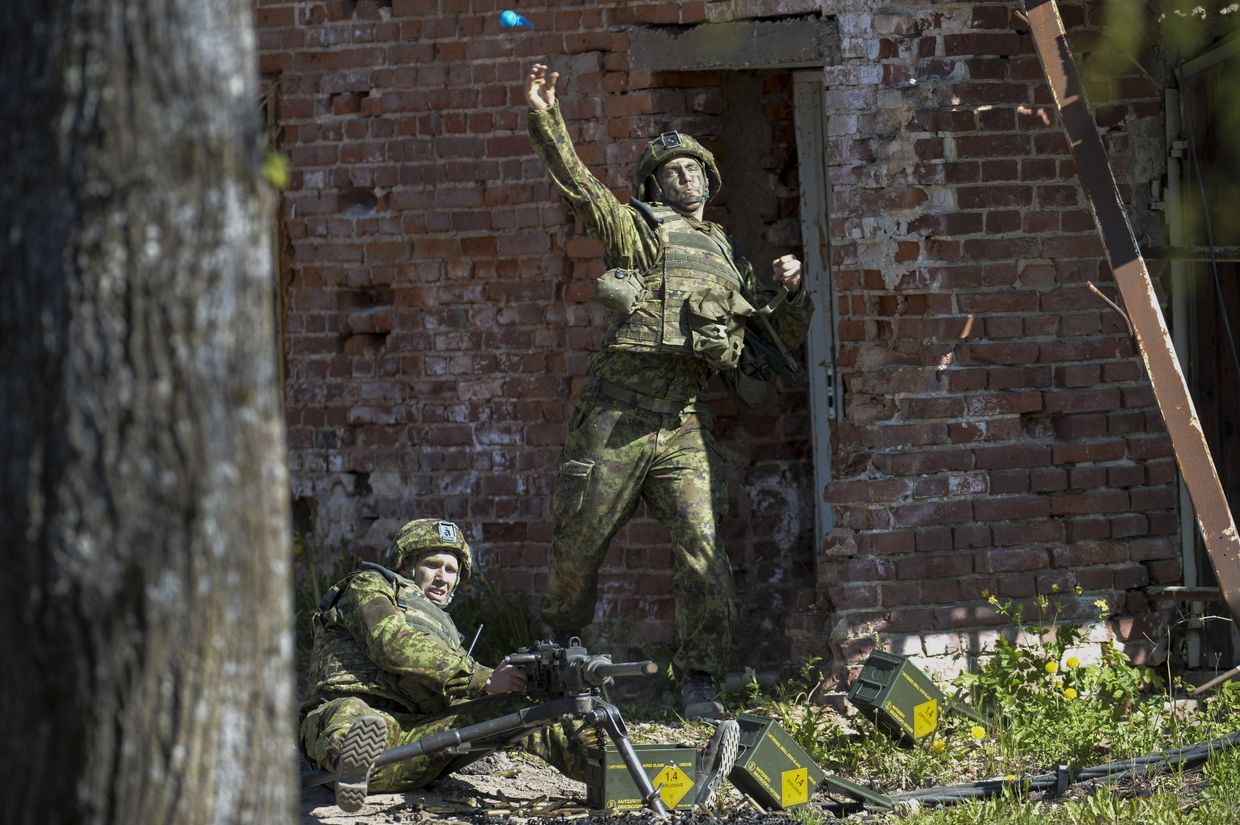 Силы обороны Эстонии во время военных учений Весенний шторм