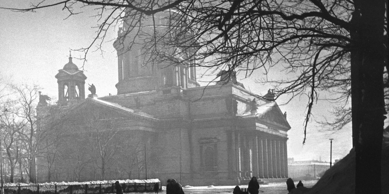 Ленинград в дни блокады в 1943 году Ленинград в дни блокады в 1943 году
