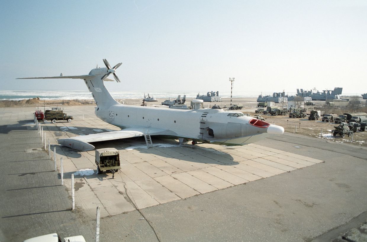 Экраноплан-десантный А-90 Орленок