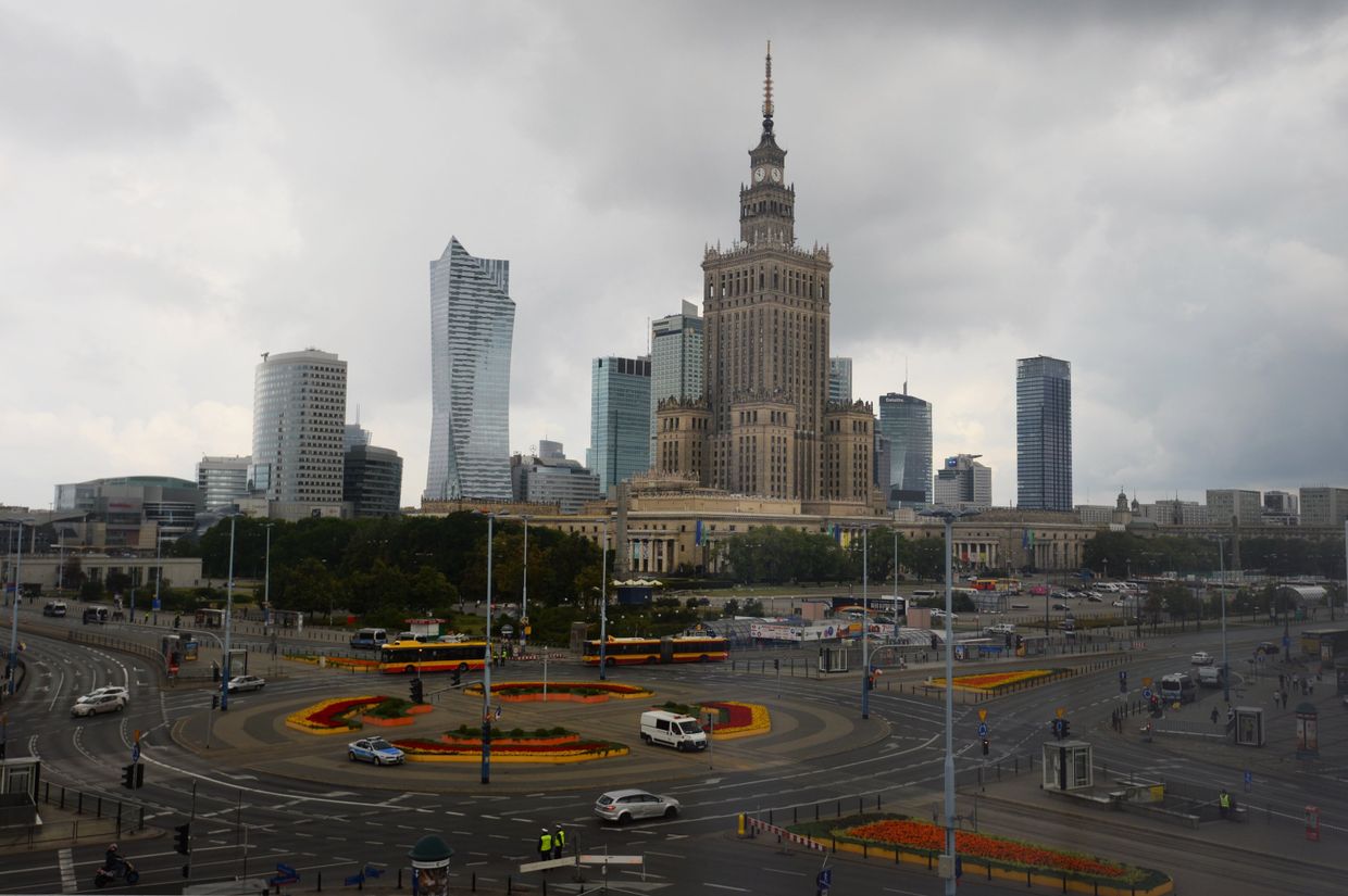 Дворец культуры и науки на Парадной площади в Варшаве