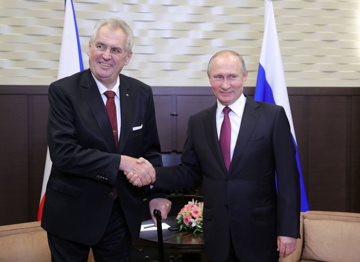 Владимир Путин и президент Чехии Милош Земан во время встречи. 21 ноября 2017
