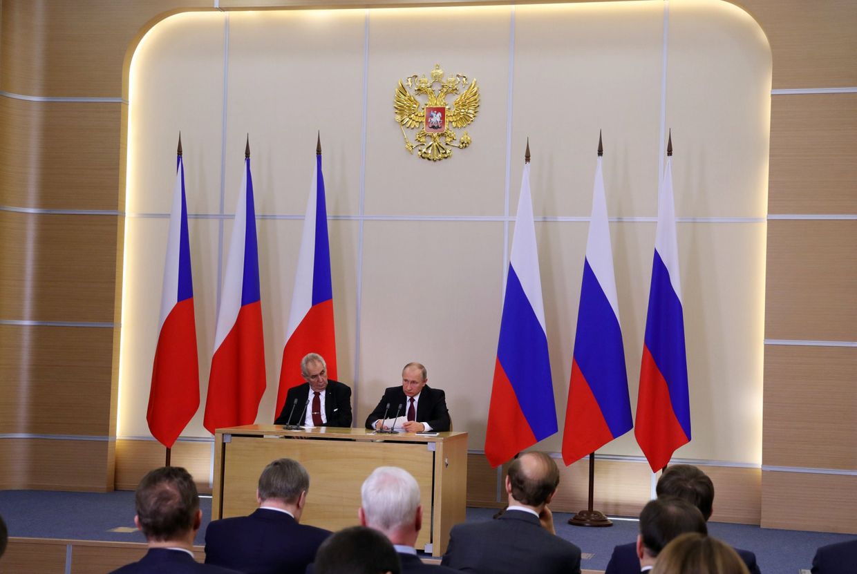 Президент РФ В. Путин встретился с президентом Чехии М. Земаном Президент РФ В. Путин встретился с президентом Чехии М. Земаном