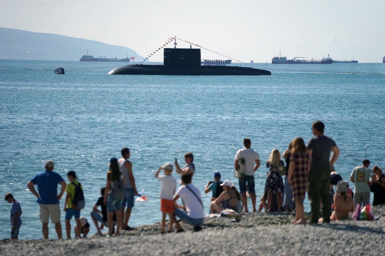 Празднование Дня ВМФ в городах России