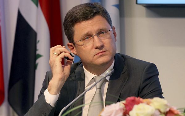 Министр энергетики России Александр Новак на пресс-конференции после заседания ОПЕК