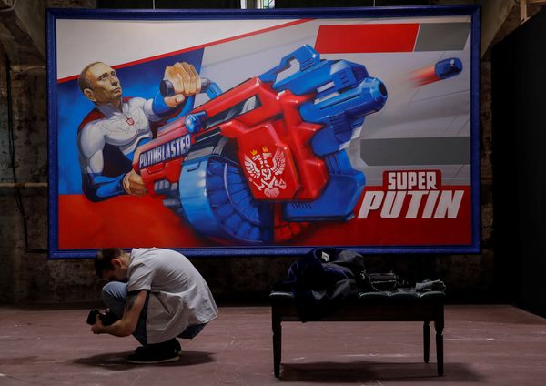 SUPERPUTIN
