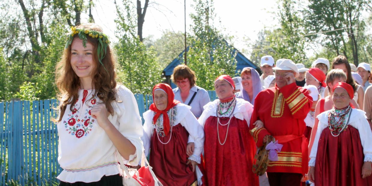 Русский фольклорный праздник «Каравон» открылся в селе Никольское