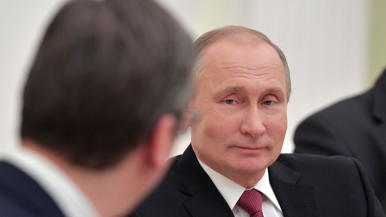 Президент РФ Владимир Путин во время встречи с президентом республики Сербии Александром Вучичем. 19 декабря 2017
