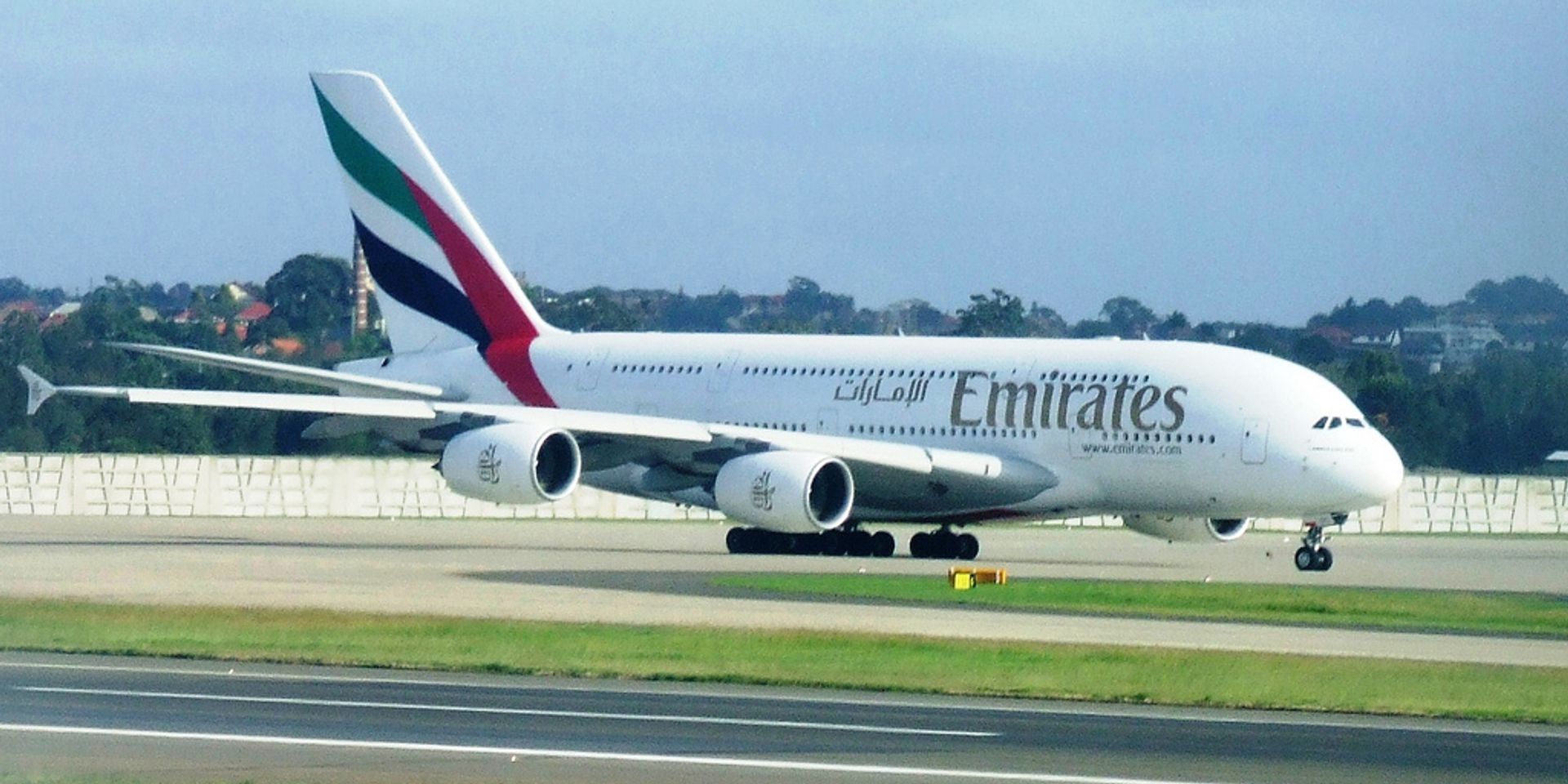Самолет авиакомпании Emirates Airlines - ИноСМИ, 1920, 04.04.2023