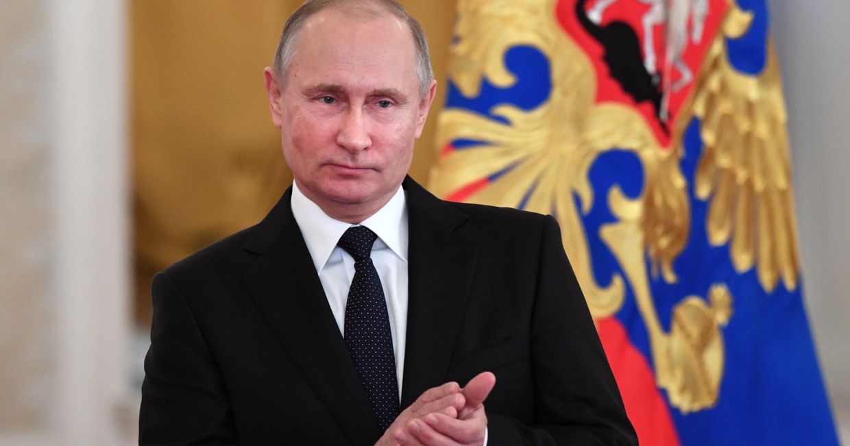 Президент РФ Владимир Путин во время встречи с военнослужащими, принимавшими участие в антитеррористической операции в Сирии. 28 декабря 2017