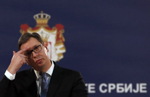 Президент Сербии Александр Вучич во время пресс-конференции после смерти косовского сербского политика Оливера Ивановича. 16 января 2018