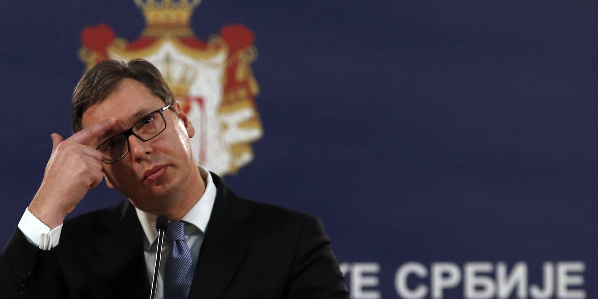 Президент Сербии Александр Вучич во время пресс-конференции после смерти косовского сербского политика Оливера Ивановича. 16 января 2018 Президент Сербии Александр Вучич во время пресс-конференции после смерти косовского сербского политика Оливера Ивановича. 16 января 2018 - ИноСМИ, 1920, 07.09.2020
