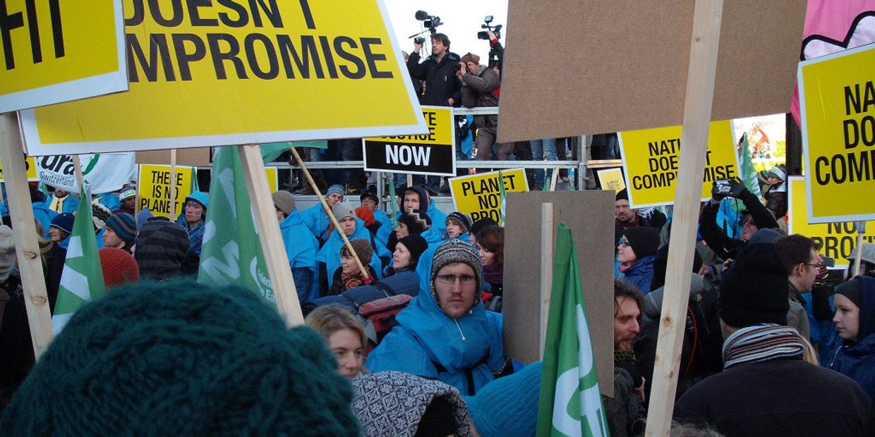 Участники протестов на саммите ООН по климату в Копенгагене в 2009 году