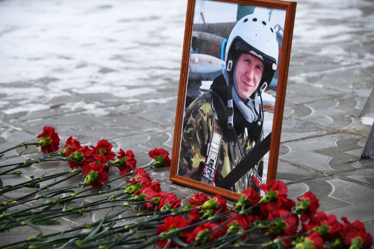 Портрет погибшего в Сирии летчика Романа Филипова