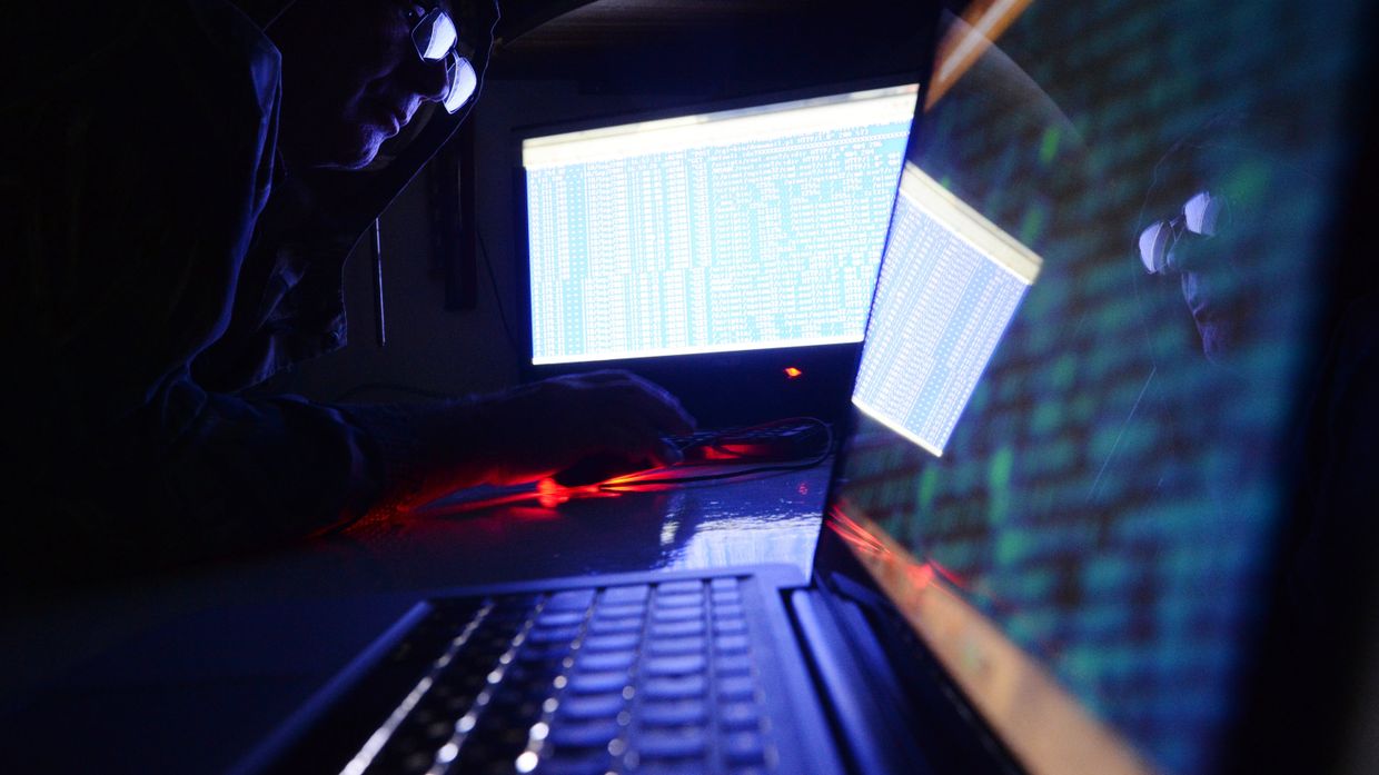 Вирус-вымогатель атаковал IT-системы компаний в разных странах