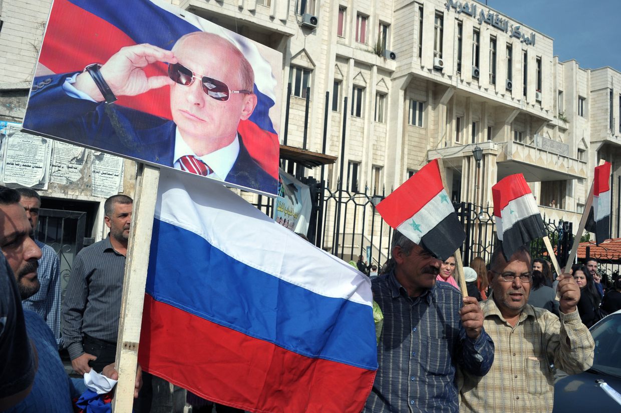Митинг жителей сирийского города Латакия