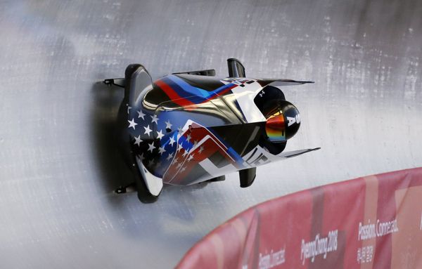 Команда по по бобслею из США на зимних Олимпийских играх 2018 года в Пхенчхане Команда по по бобслею из США на зимних Олимпийских играх 2018 года в Пхенчхане