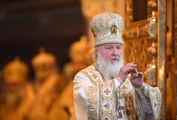 Патриарх Московский и всея Руси Кирилл во время богослужения