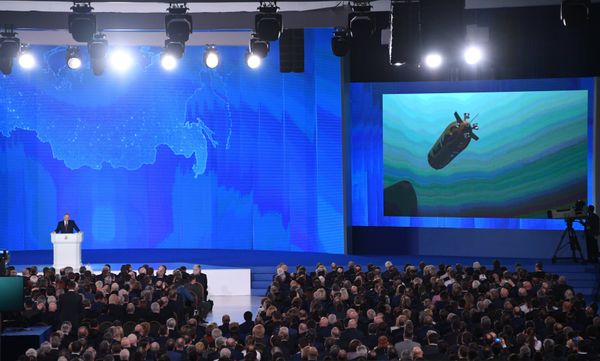 Владимир Путин выступает с ежегодным посланием Федеральному Собранию в ЦВЗ Манеж. 1 марта 2018