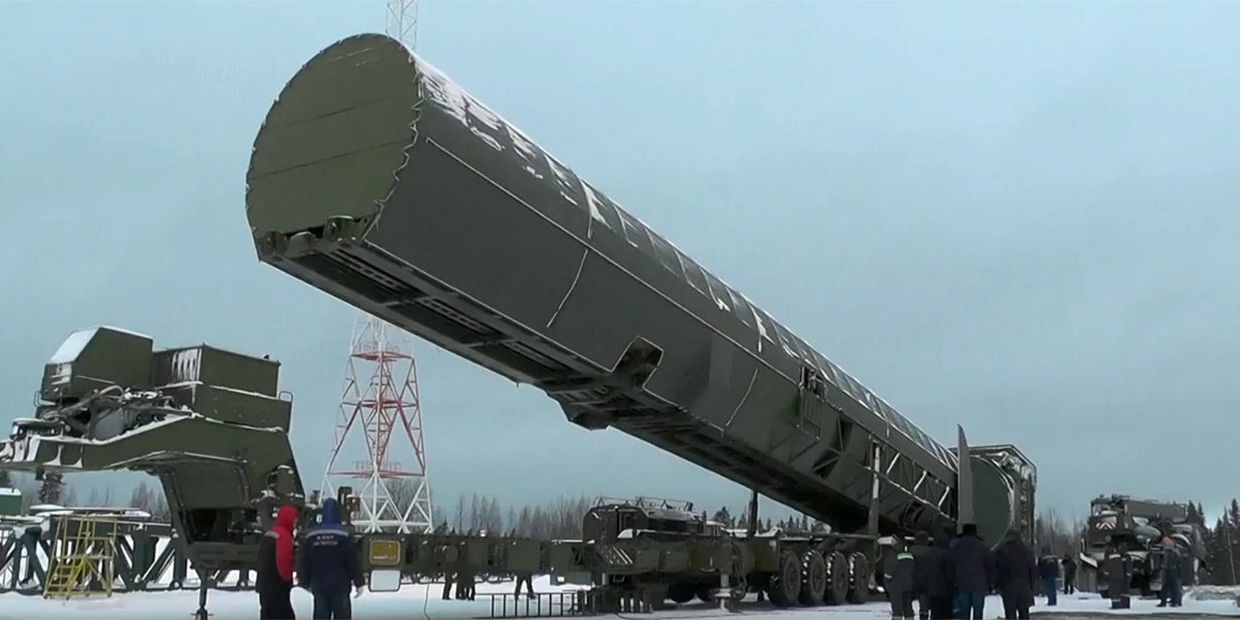 Демонстрация испытаний ракетного комплекса стратегического назначения Сармат во время послания президента РФ Владимира Путина Федеральному собранию