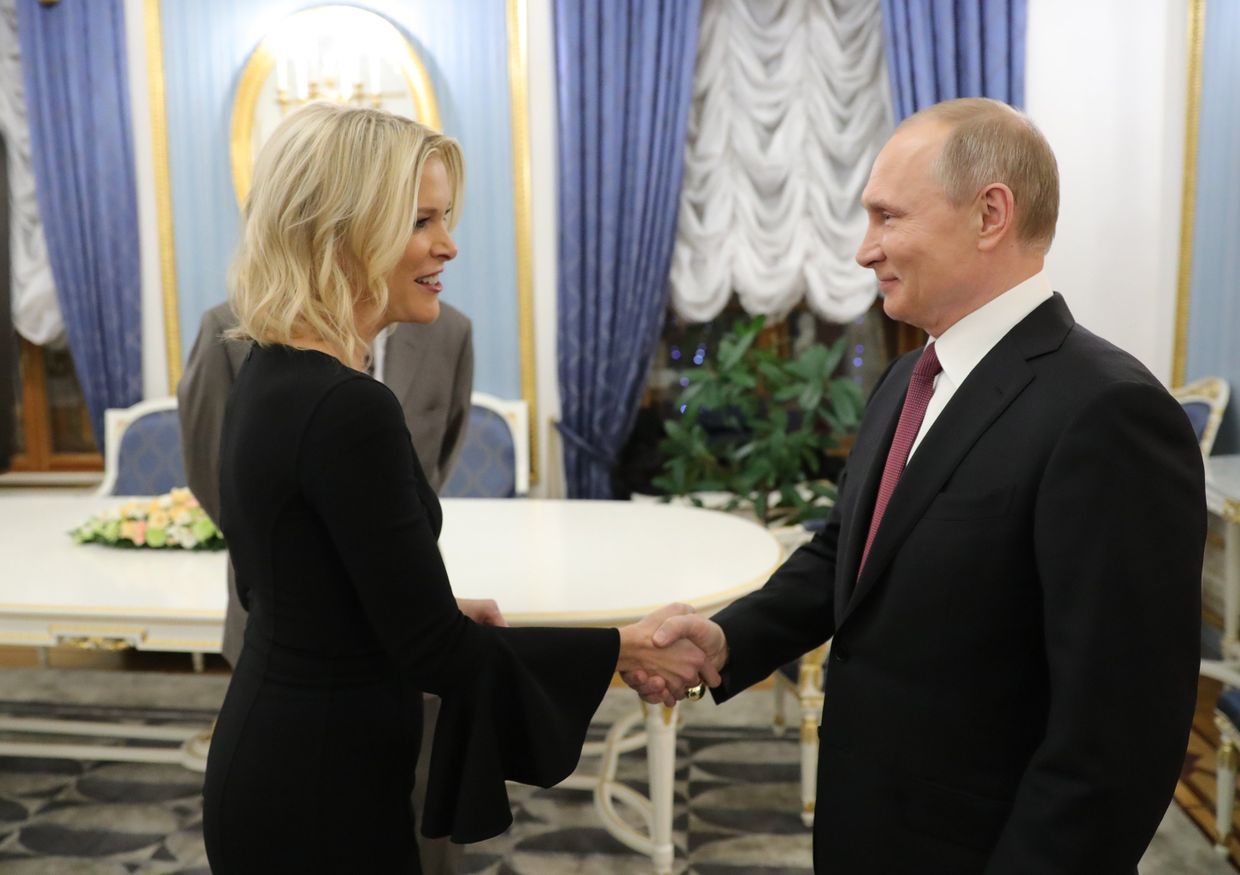 Президент РФ Владимир Путин и журналист американского телеканала NBC Мегин Келли Президент РФ Владимир Путин и журналист американского телеканала NBC Мегин Келли