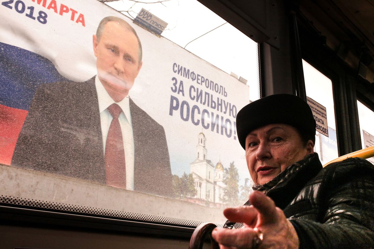 Предвыборный плакат в Симферополе
