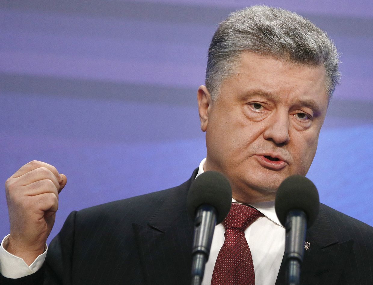 Президент Украины Петр Порошенко во время пресс-конференции в Киеве
