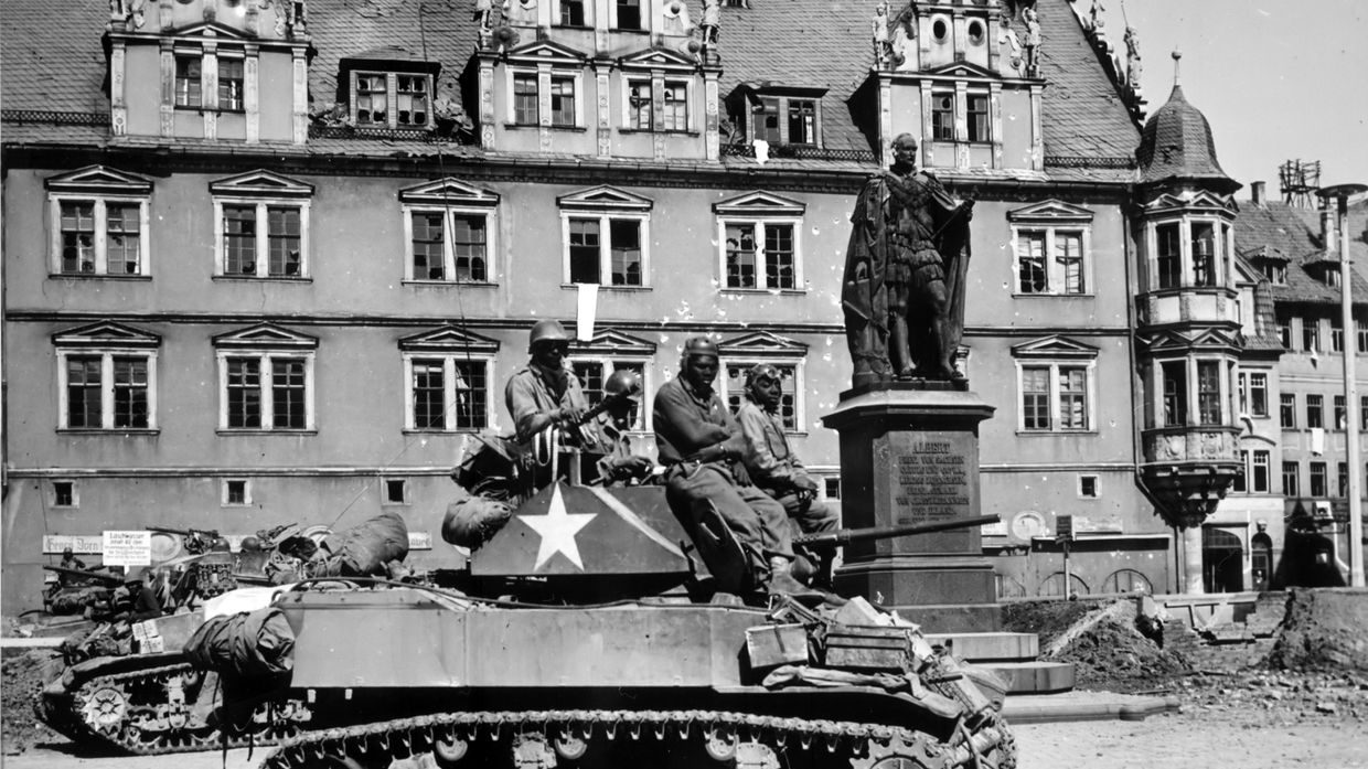 761-й танковый батальон «Черные Пантеры» в Кобурге, 1945