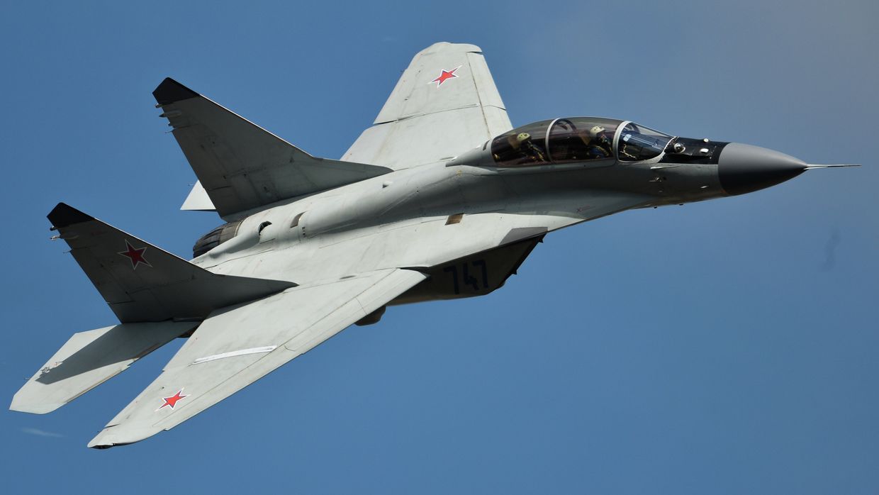 Самолет МиГ-35