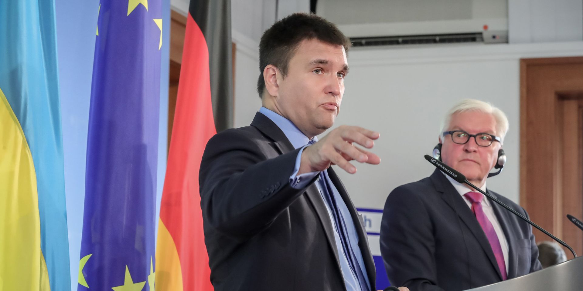 Министр иностранных дел Украины Павел Климкин и Франк-Вальтер Штайнмайер Министр иностранных дел Украины Павел Климкин и Франк-Вальтер Штайнмайер - ИноСМИ, 1920, 23.06.2021