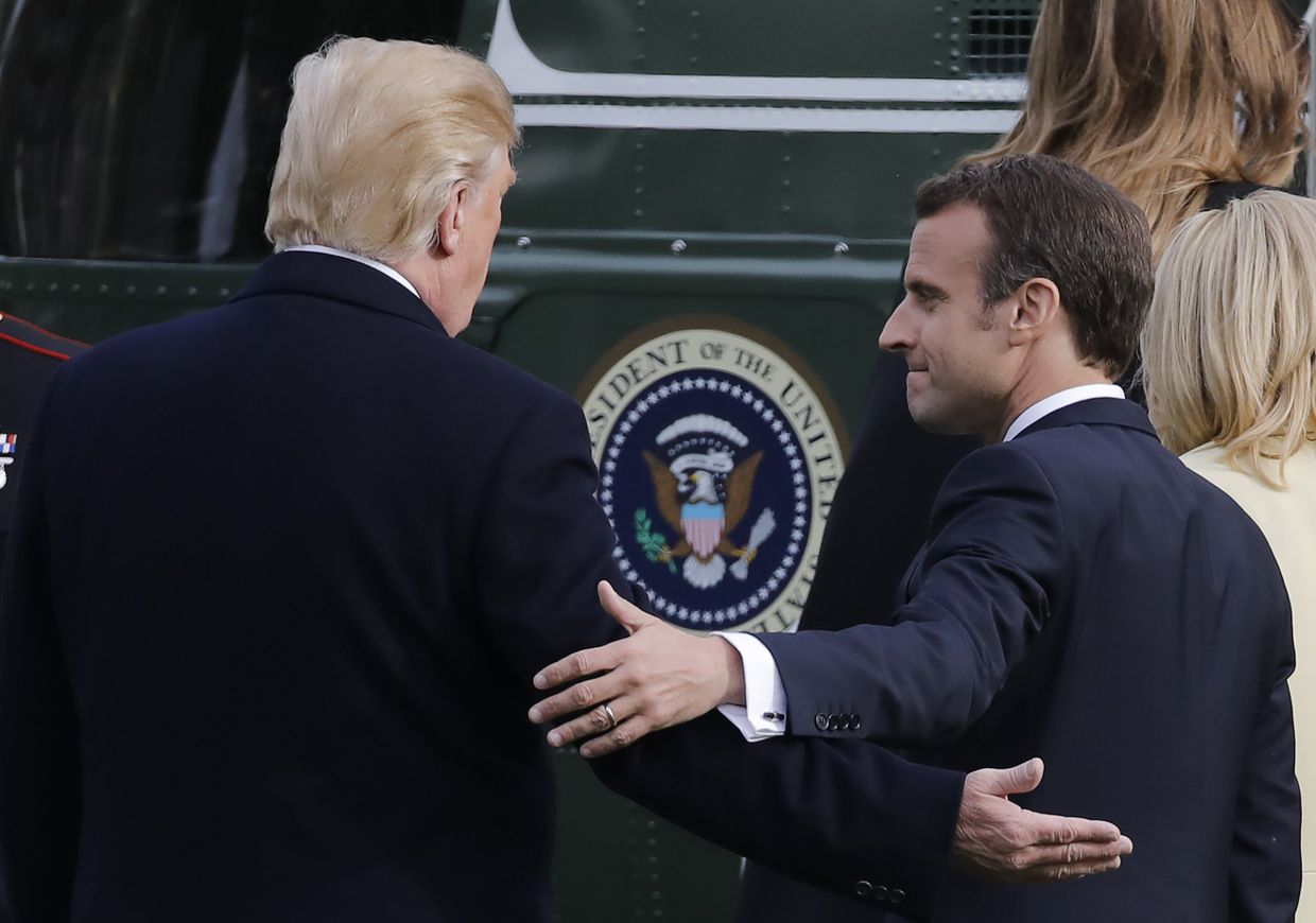 Президент США Дональд Трамп и президент Франции Эммануэль Макрон в Вашингтоне
