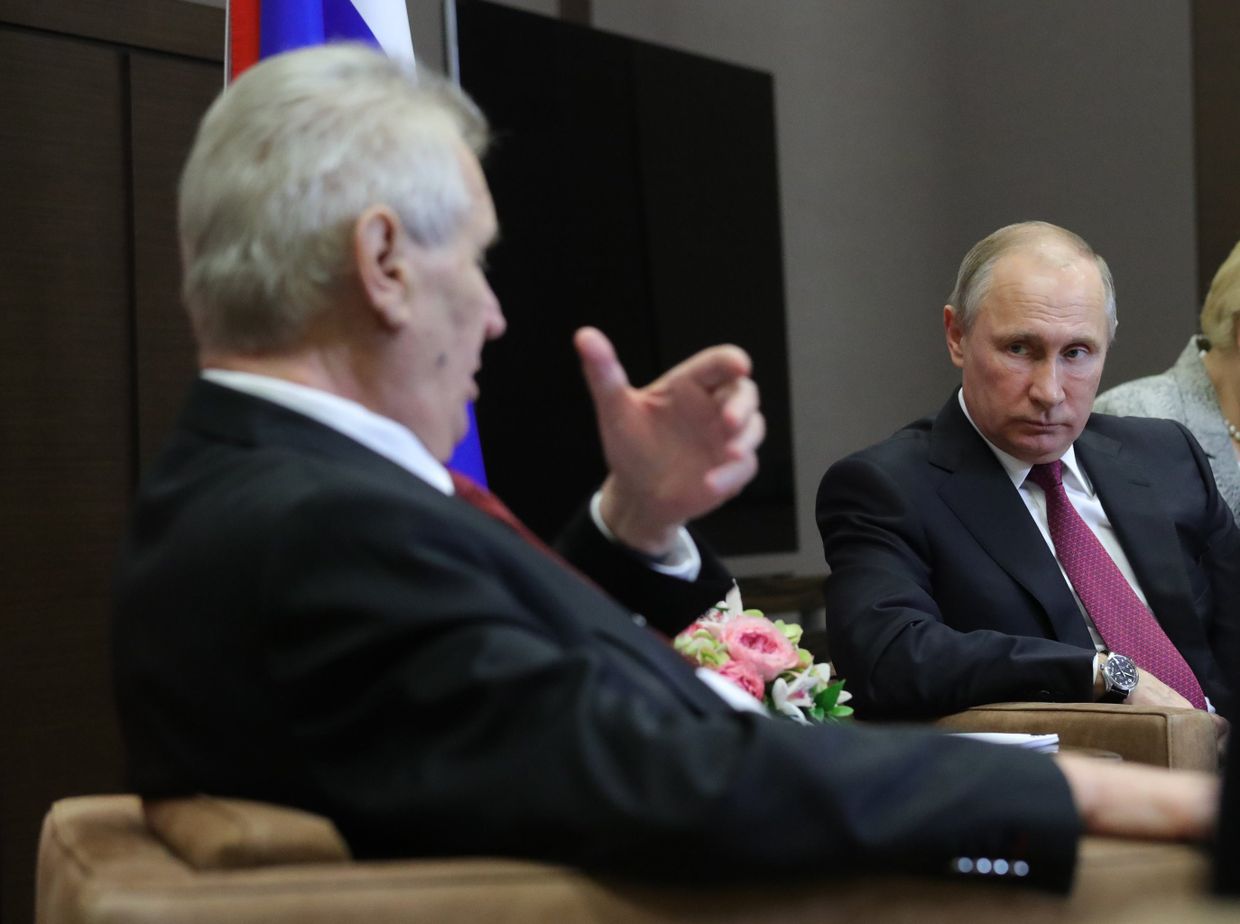 Владимир Путин и президент Чехии Милош Земан во время встречи. 21 ноября 2017